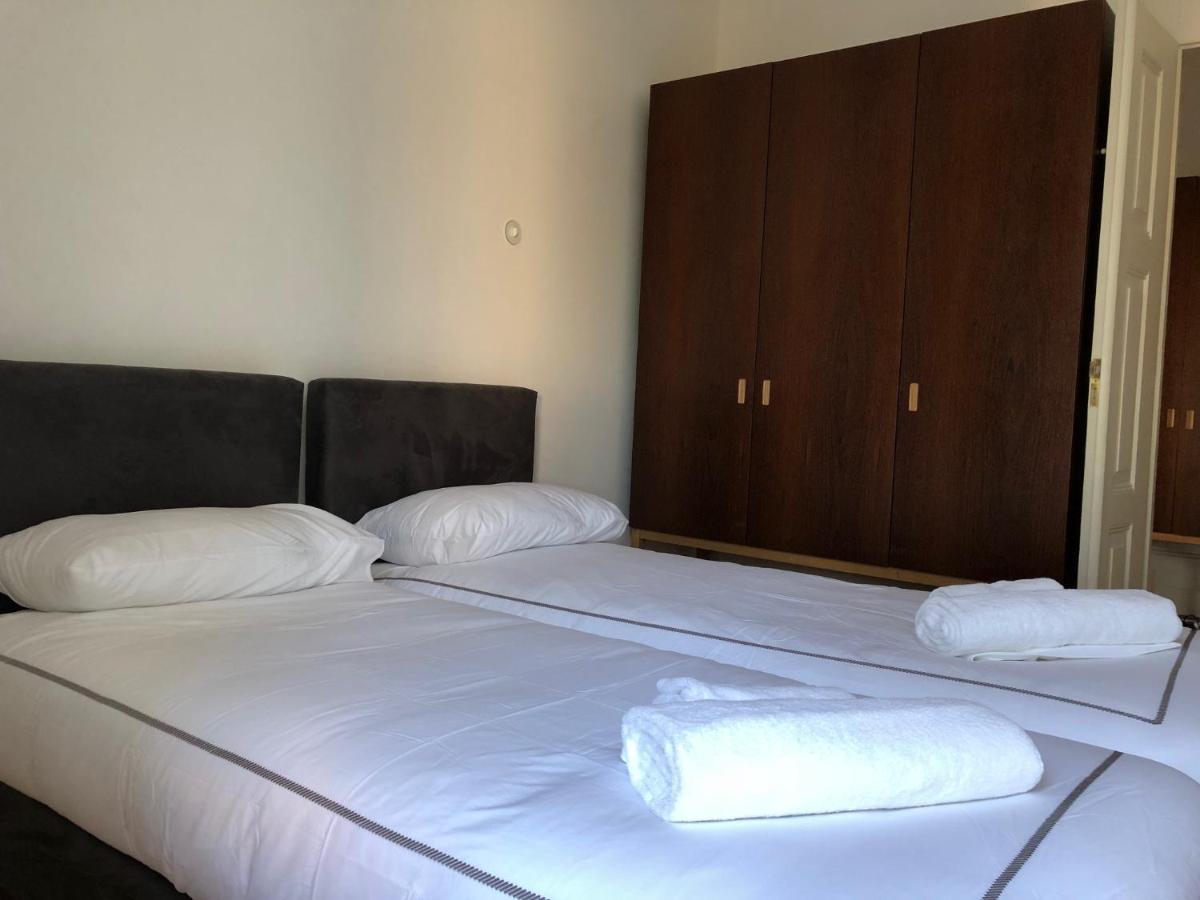 Rua Tenente Campos Rego, Ground Floor 科英布拉 外观 照片